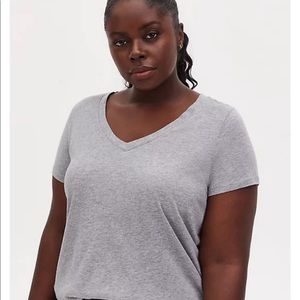 Torrid gray v-neck tee